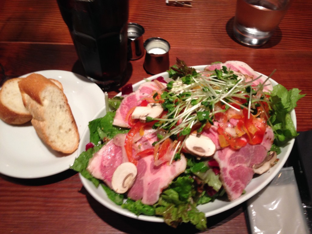 ボリュームのあるサラダランチ！